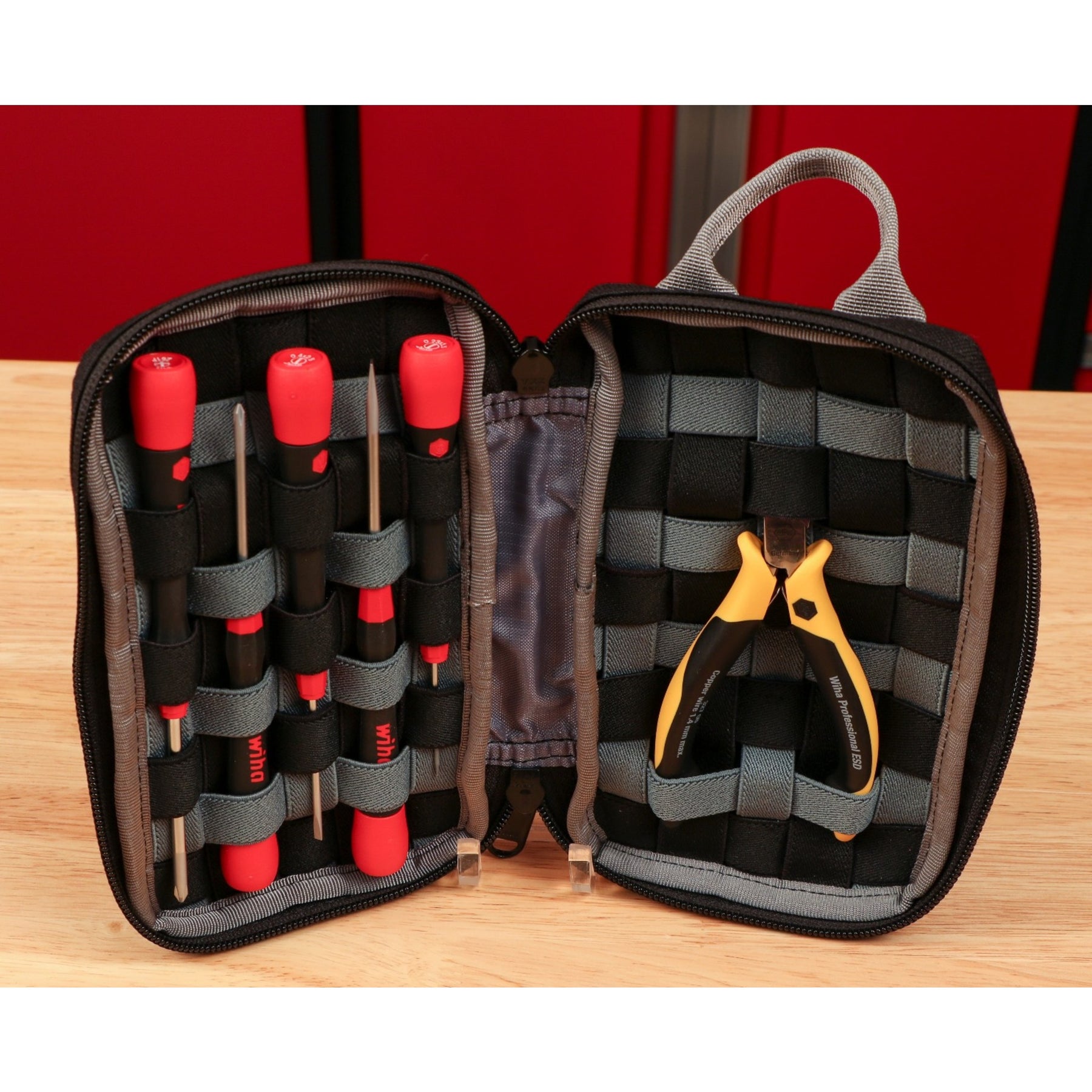 Compact Zipper Tool Organizer