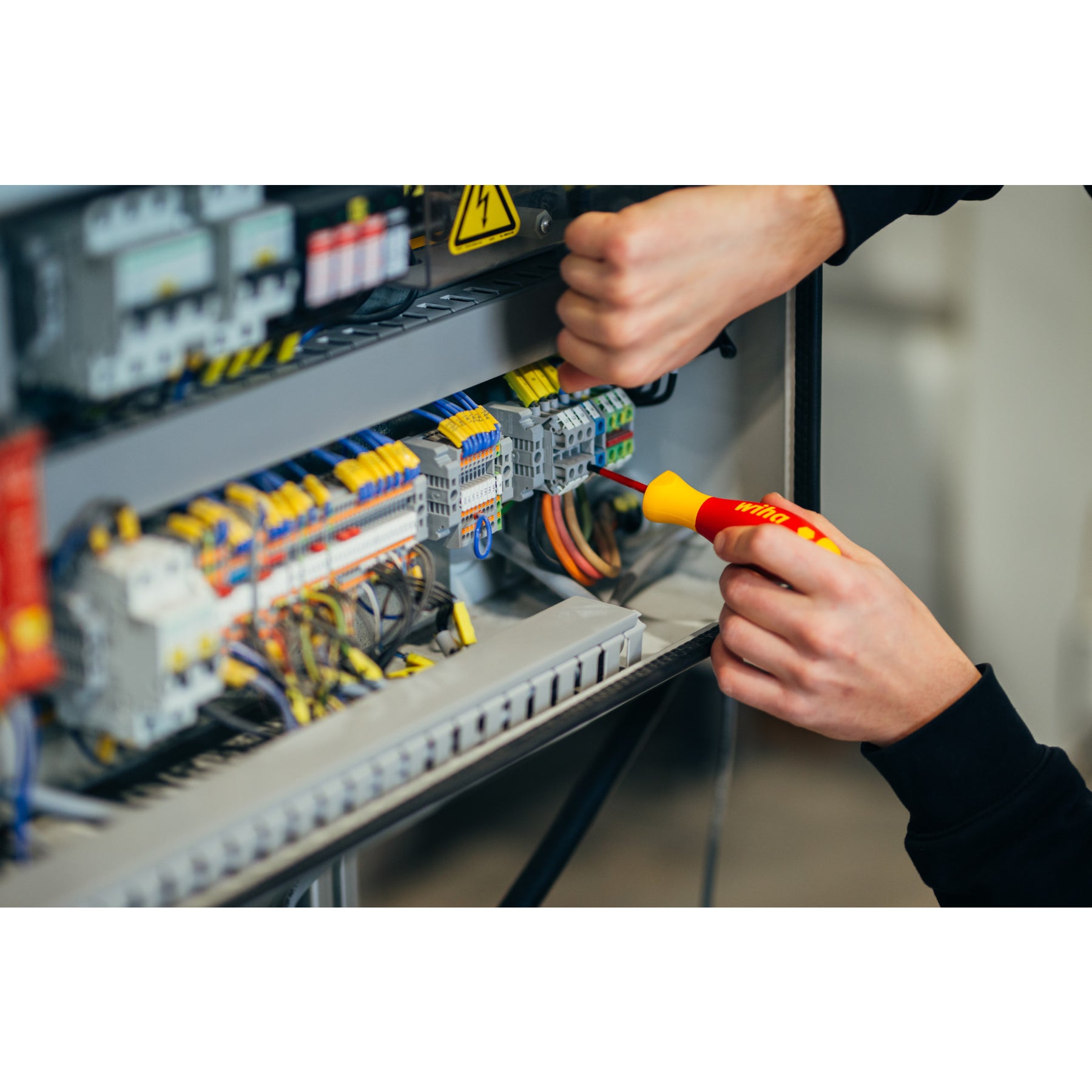 20 Piece Insulated TorqueVario-S (10-50 In/lbs) and SlimLine Blade Set