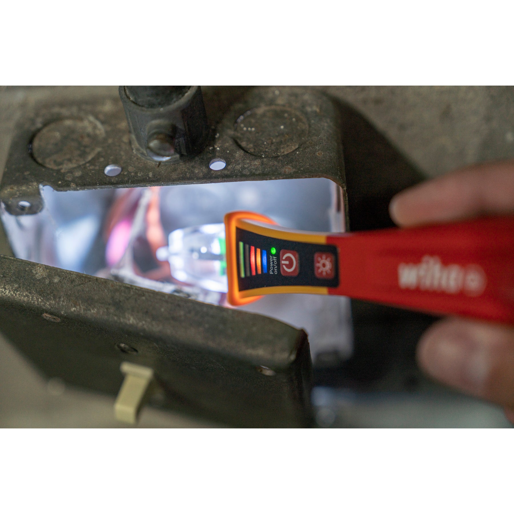 Non-Contact Voltage Tester Category IV 12-1000V AC with Flash Light