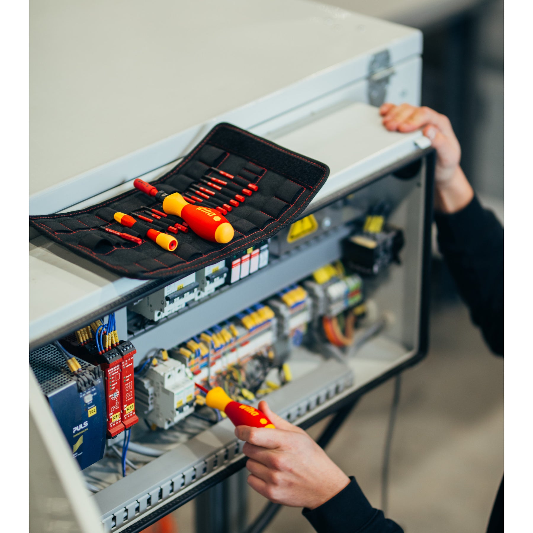 20 Piece Insulated TorqueVario-S (10-50 In/lbs) and SlimLine Blade Set