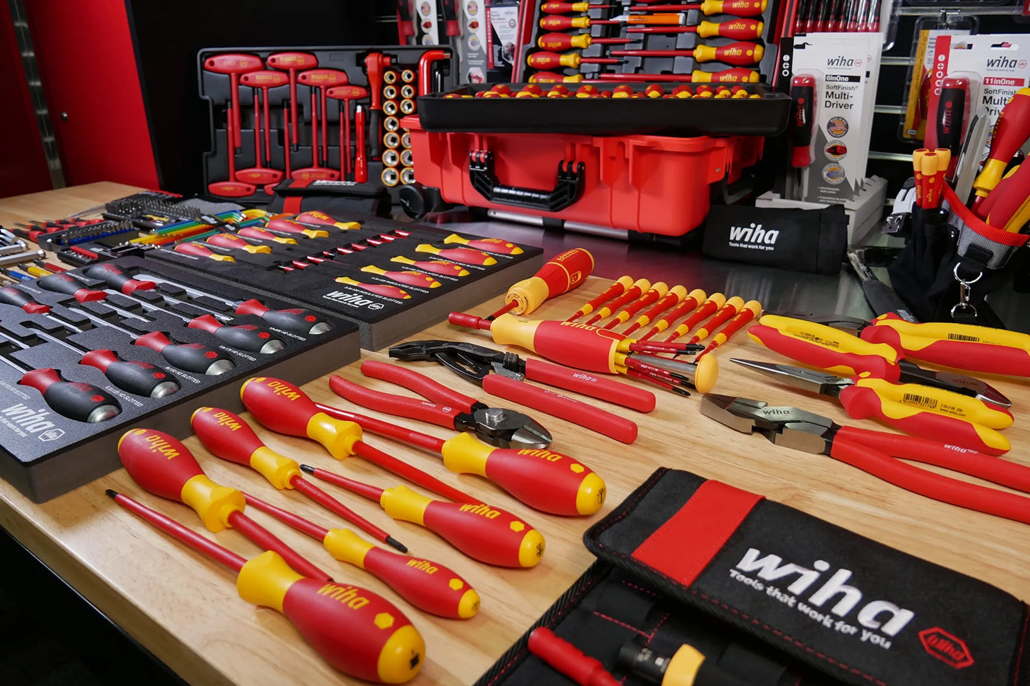 The Complete Guide to Insulated Electrical Tool Sets