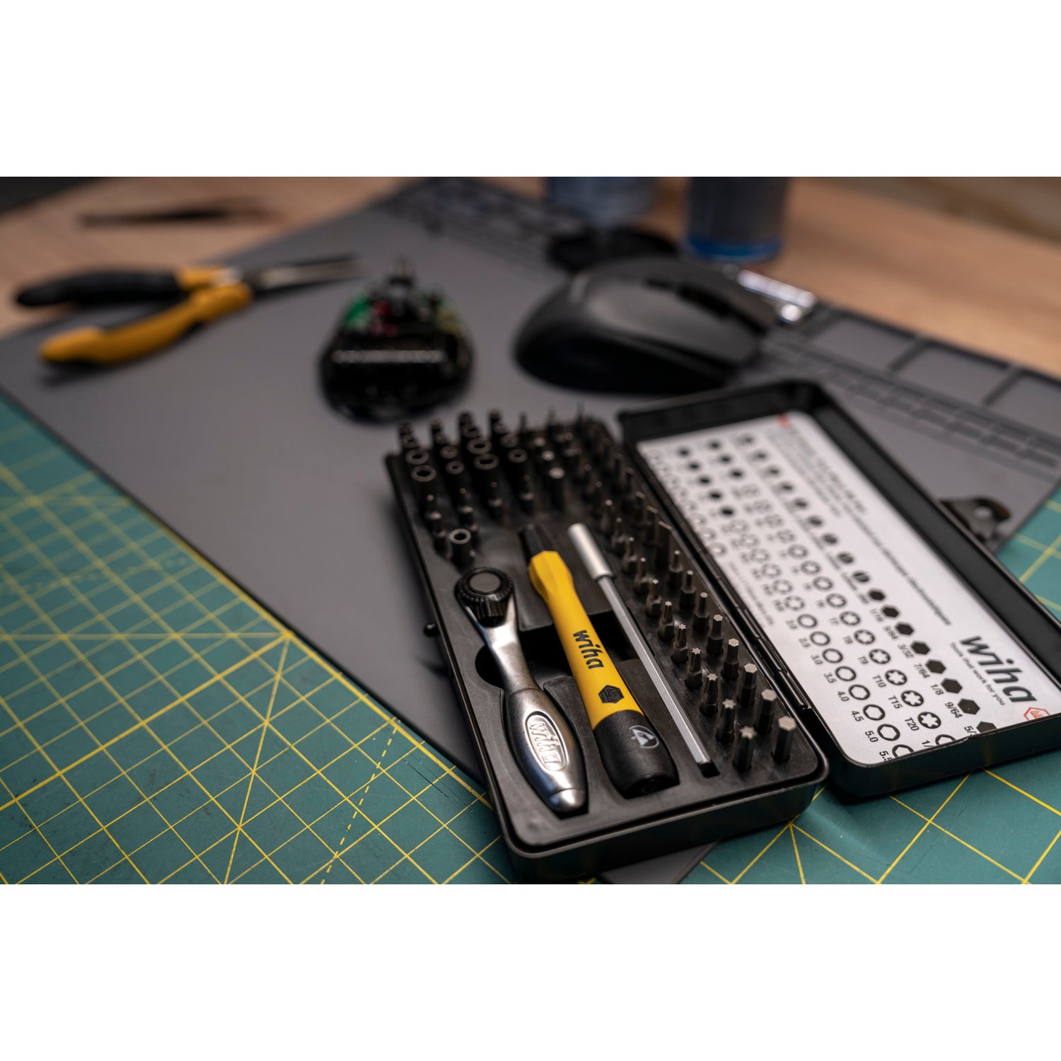 Wiha 75965 Sys 4 Master Tech Ratchet Micro Bit Set